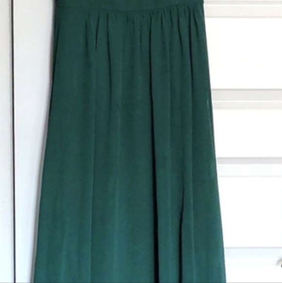 Dessy Hunter Green bridesmaid dress - Picture 6 of 6